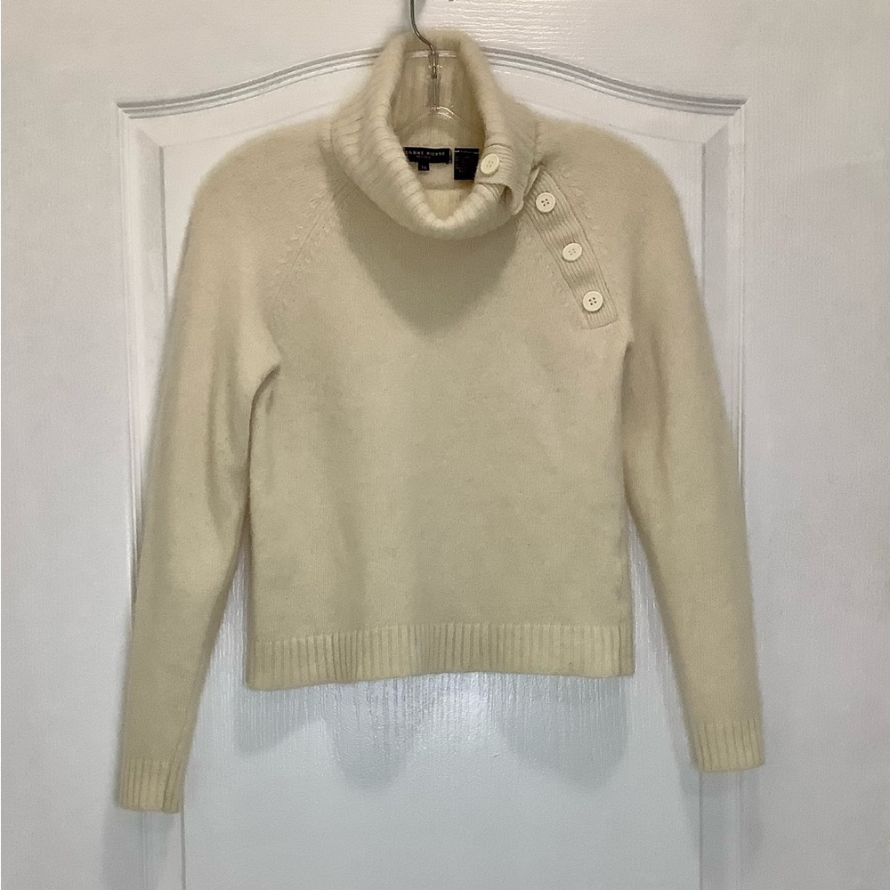 JEANNE PIERRE COWL NECK WOMEN’S SWEATER - BUTTON DETAIL - BEIGE- SIZE M PETITE